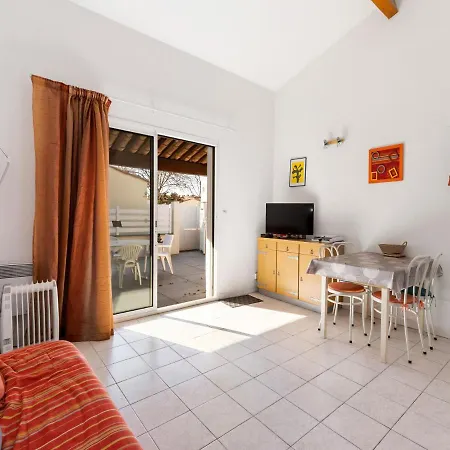 1 Bedroom And Mezzanine Apartment For 6 Будинок відпочинку Агд