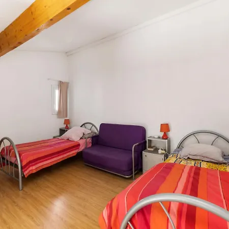 1 Bedroom And Mezzanine Apartment For 6 Будинок відпочинку Агд